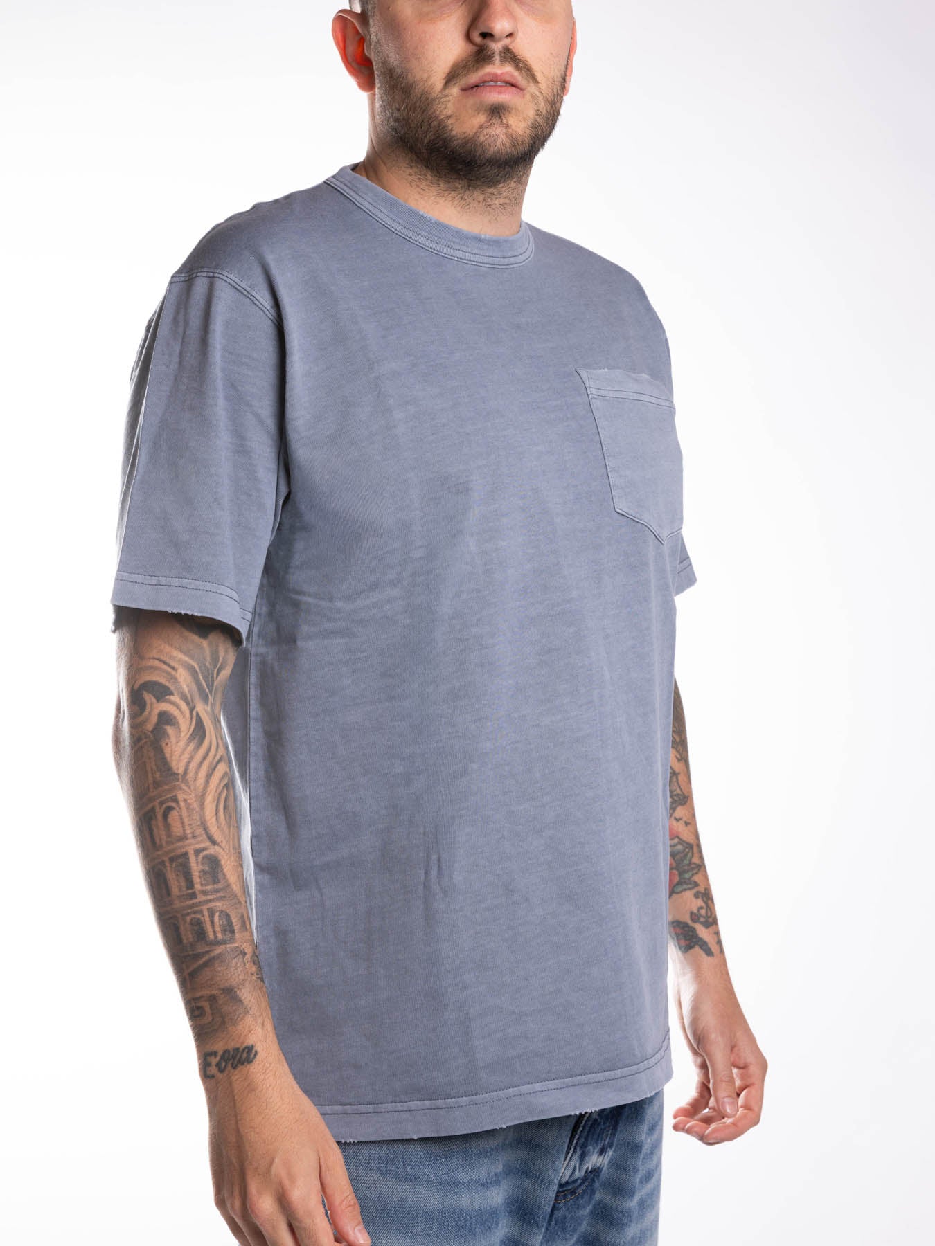 261-carhartt-wip-i0359573gbb71p_6850c877-908c-4594-9724-e98f67e6d482.jpg