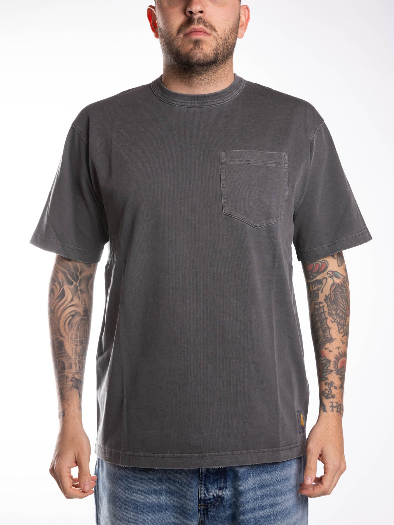 261-carhartt-wip-i03595789b7_56d2c679-00df-4063-9159-9f5b9481d316.jpg