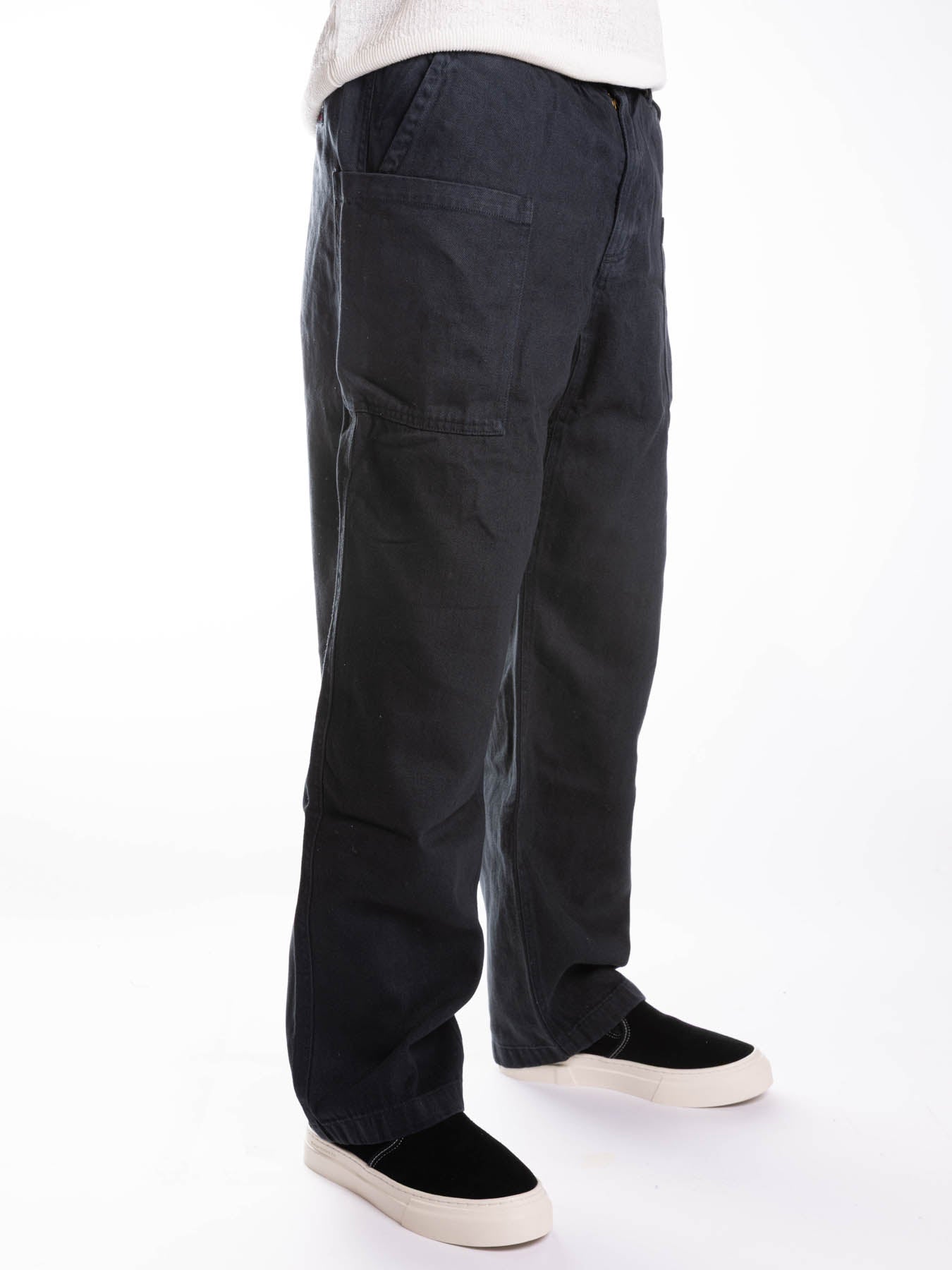 261-gramicci-hemp-relaxed-carbon1p.jpg