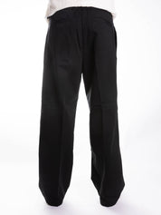 Pantalone over White Sand