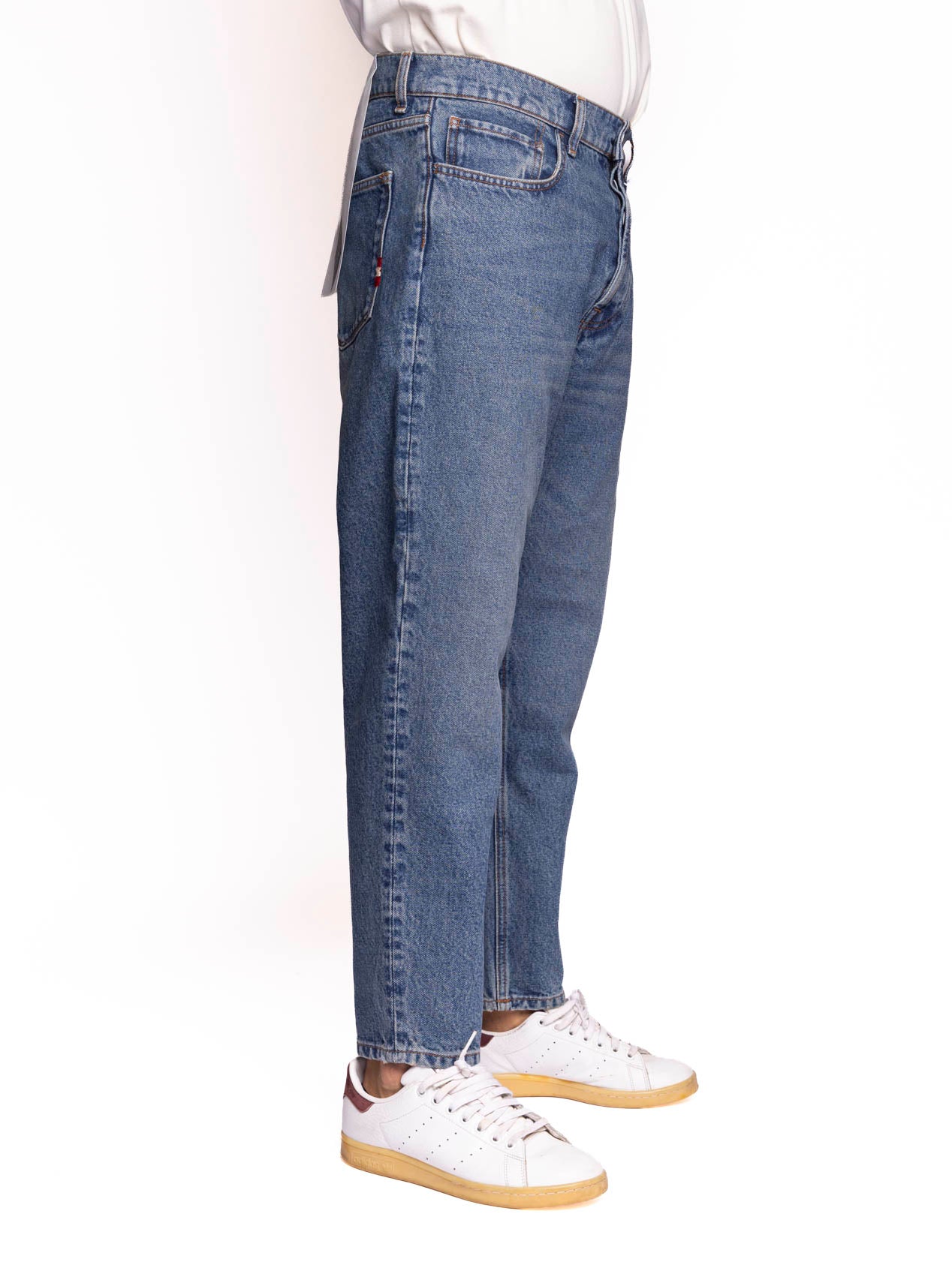 262-amish-jeremiahdenim1p.jpg