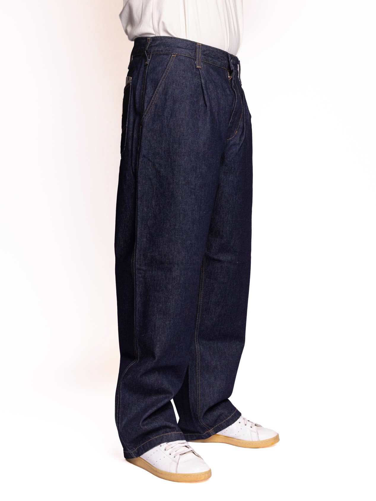 262-carhartt-wip-i03473201021p.jpg